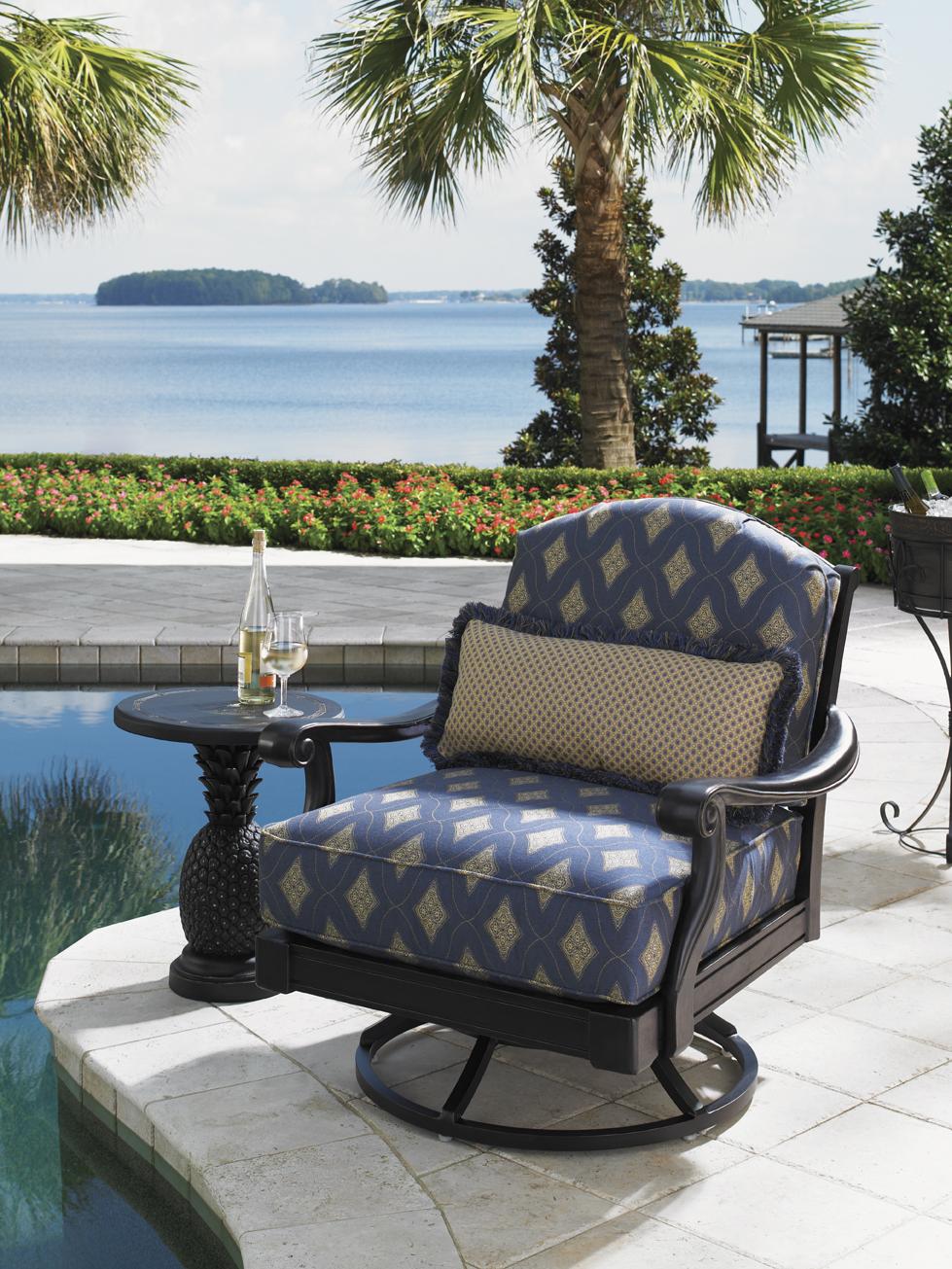 Tommy Bahama Outdoor Living Alfresco Living 3100201 Black Pineapple